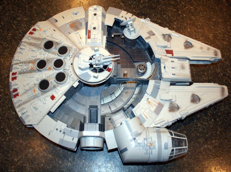 hasbro millennium falcon 2014